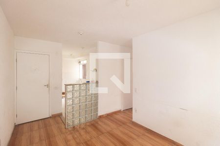 Sala de apartamento para alugar com 2 quartos, 42m² em Santa Cruz, Rio de Janeiro