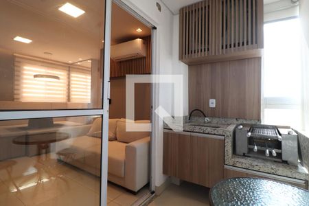 Varanda gourmet de apartamento para alugar com 2 quartos, 55m² em Grand Ville, Uberlândia