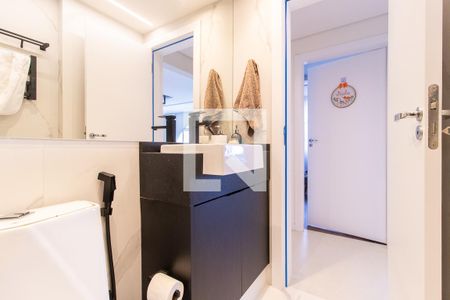 Banheiro Social de apartamento para alugar com 3 quartos, 187m² em Água Verde, Curitiba