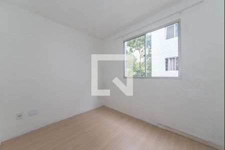 Quarto 2 de apartamento para alugar com 2 quartos, 40m² em Vila Damaceno, São Paulo
