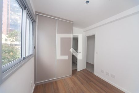 semi suite 1  de apartamento para alugar com 3 quartos, 73m² em Santa Efigênia, Belo Horizonte