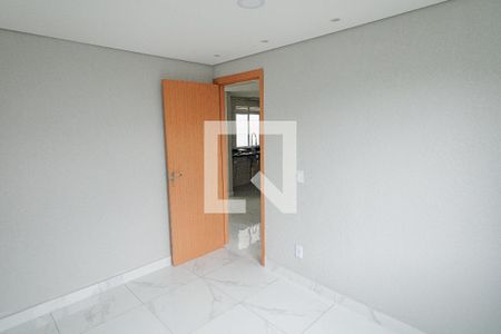 Quarto 2 de apartamento para alugar com 2 quartos, 62m² em Paciência, Rio de Janeiro