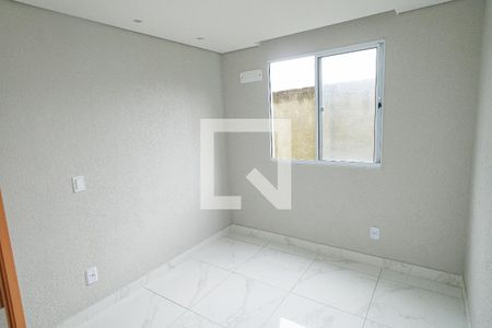 Quarto 2 de apartamento para alugar com 2 quartos, 62m² em Paciência, Rio de Janeiro