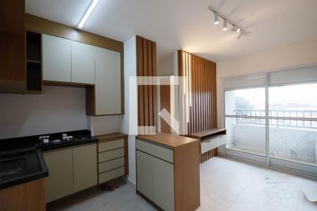 Sala / Cozinha  de kitnet/studio à venda com 1 quarto, 30m² em Vila Mazzei, São Paulo