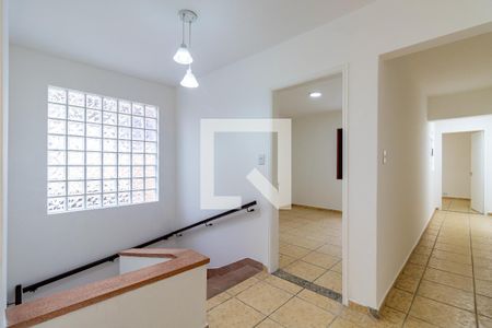 Corredor de casa para alugar com 3 quartos, 120m² em Parque Esmeralda, São Paulo