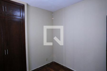 Quarto 1 de apartamento para alugar com 2 quartos, 78m² em Sagrada Família, Belo Horizonte