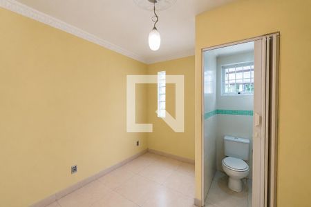 Labavo de casa para alugar com 2 quartos, 221m² em Macuco, Santos