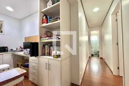 Corredor de apartamento à venda com 3 quartos, 115m² em Vila da Saúde, São Paulo
