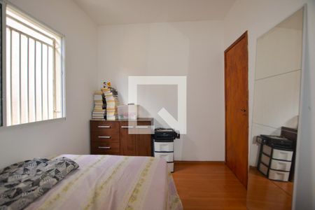 QUARTO 1  de casa para alugar com 2 quartos, 90m² em Rio Pequeno, São Paulo
