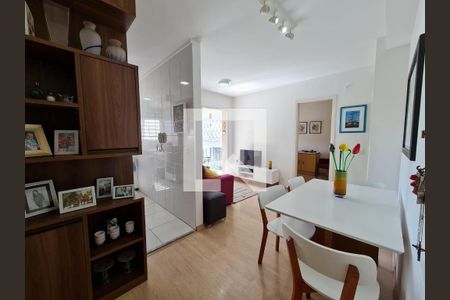 Apartamento à venda com 2 quartos, 51m² em Aclimação, São Paulo