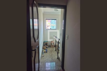 Corredor de casa à venda com 4 quartos, 270m² em Vila Esperança, São Paulo