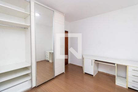 Suíte 1 de casa à venda com 3 quartos, 300m² em Parque Palmas do Tremembe, São Paulo