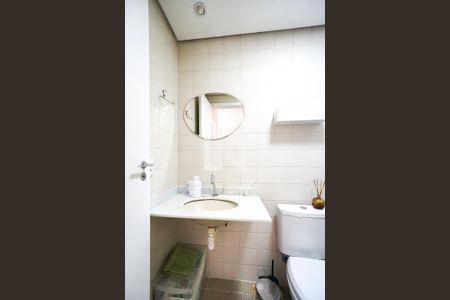 Banheiro  de apartamento à venda com 1 quarto, 33m² em Penha de França, São Paulo