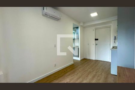 Sala de kitnet/studio para alugar com 1 quarto, 27m² em Pinheiros, São Paulo