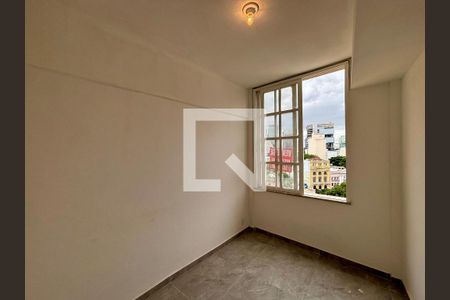 Quarto 1 de apartamento à venda com 2 quartos, 70m² em Lapa, Rio de Janeiro