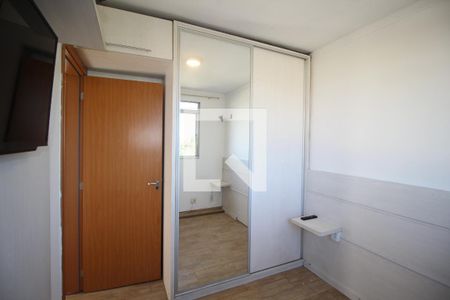 Quarto 1 de apartamento para alugar com 2 quartos, 40m² em Jardim Dona Leopoldina, Porto Alegre