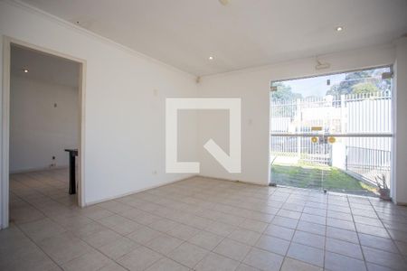 Casa para alugar com 6 quartos, 600m² em São Lourenço, Curitiba