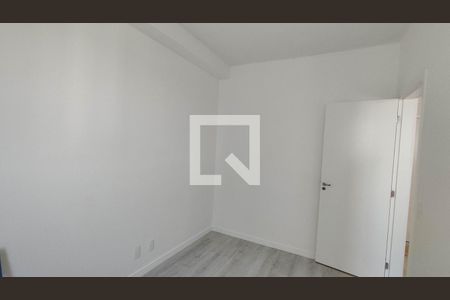 Quarto 2 de apartamento para alugar com 2 quartos, 41m² em Vila Romanopolis, Ferraz de Vasconcelos