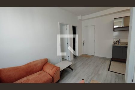 Sala de apartamento para alugar com 2 quartos, 41m² em Vila Romanopolis, Ferraz de Vasconcelos