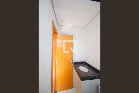 Banheiro da Suíte de apartamento para alugar com 3 quartos, 85m² em Alvorada, Contagem
