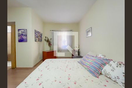 Suíte 1 de casa à venda com 2 quartos, 263m² em Ayrosa, São Paulo