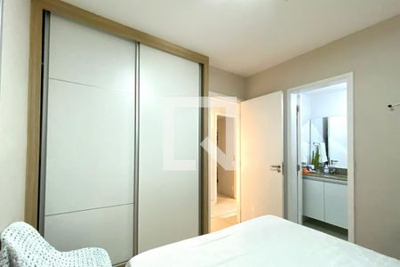Suite de apartamento à venda com 3 quartos, 80m² em Buritis, Belo Horizonte