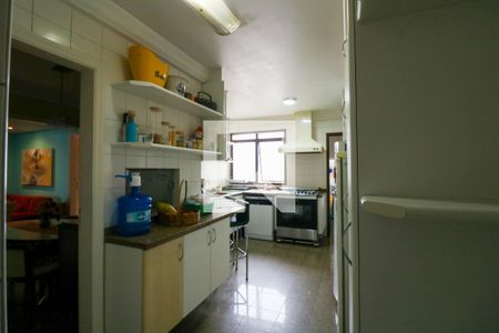 Cozinha de apartamento para alugar com 4 quartos, 178m² em Campo Belo, São Paulo
