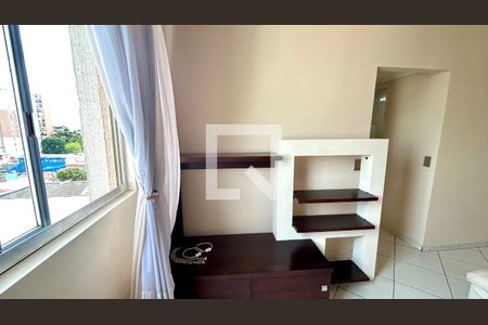 Sala de apartamento para alugar com 3 quartos, 53m² em Jardim Santa Edwirges, Guarulhos