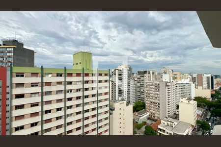 Varanda de kitnet/studio para alugar com 1 quarto, 26m² em Pinheiros, São Paulo