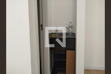 Banheiro de kitnet/studio à venda com 1 quarto, 30m² em Vila Carrão, São Paulo