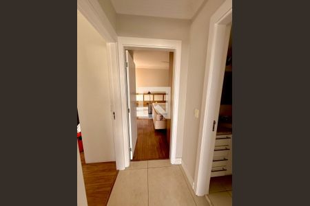 Quarto de apartamento para alugar com 3 quartos, 110m² em Alphaville Industrial, Barueri
