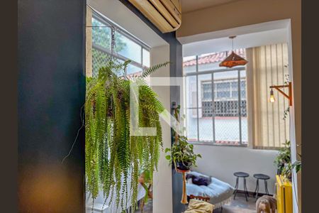 Apartamento para alugar com 2 quartos, 80m² em Laranjeiras, Rio de Janeiro