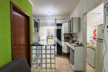 Cozinha  de apartamento para alugar com 1 quarto, 40m² em Solemar, Praia Grande