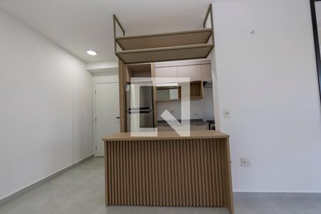 Sala_Cozinha de apartamento para alugar com 2 quartos, 63m² em Alphaville Empresarial, Barueri