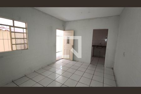 Casa para alugar com 1 quarto, 40m² em Vila Perracini, Ferraz de Vasconcelos