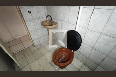 Casa para alugar com 1 quarto, 40m² em Vila Perracini, Ferraz de Vasconcelos