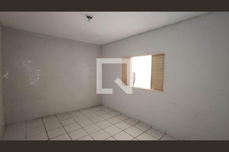 Sala de casa para alugar com 1 quarto, 40m² em Vila Perracini, Ferraz de Vasconcelos