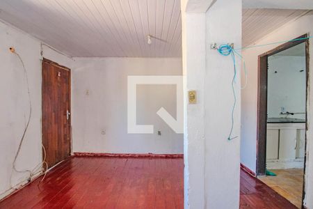 Sala de casa para alugar com 3 quartos, 100m² em Jardim Carvalho, Porto Alegre