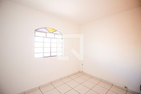 Quarto 1 de casa para alugar com 3 quartos, 70m² em Milanez, Contagem