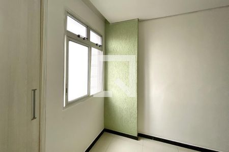 Quarto 1 de apartamento para alugar com 2 quartos, 66m² em São João Batista, Belo Horizonte
