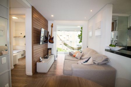 Sala / Sala de Jantar de apartamento para alugar com 2 quartos, 51m² em Santo Amaro, São Paulo