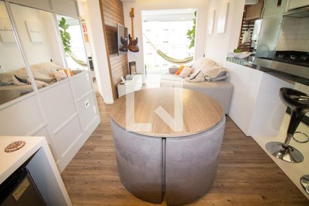 Sala / Sala de Jantar de apartamento para alugar com 2 quartos, 51m² em Santo Amaro, São Paulo