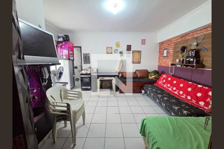 Sala de kitnet/studio para alugar com 1 quarto, 25m² em Vila Assuncao, Praia Grande