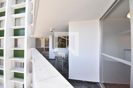 Sacada  de apartamento para alugar com 3 quartos, 270m² em Batel, Curitiba