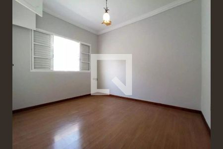 Casa para alugar com 3 quartos, 140m² em Brasil, Uberlândia