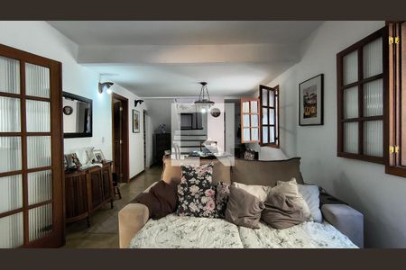 Sala de casa de condomínio para alugar com 4 quartos, 400m² em Vargem Grande, Rio de Janeiro