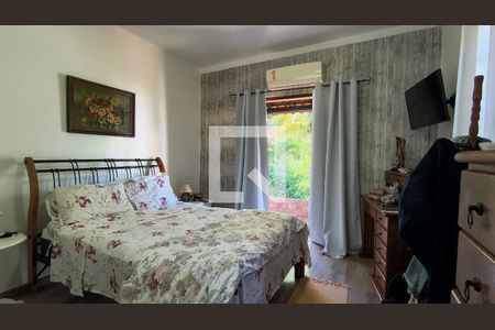 Suíte  de casa de condomínio para alugar com 4 quartos, 400m² em Vargem Grande, Rio de Janeiro
