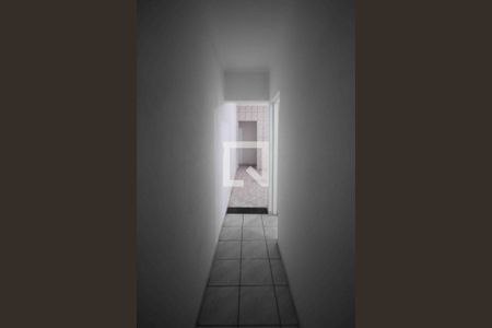 Corredor de casa para alugar com 2 quartos, 90m² em Aricanduva, São Paulo
