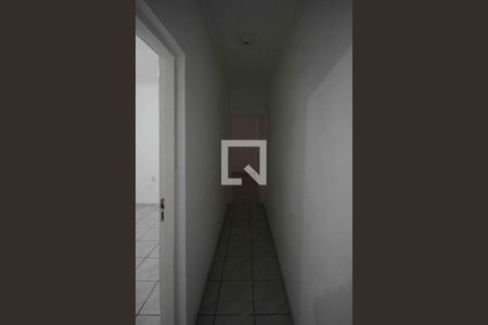 Corredor de casa para alugar com 2 quartos, 90m² em Aricanduva, São Paulo
