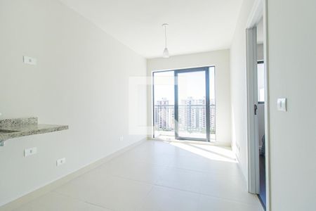 Sala/Cozinha de apartamento para alugar com 1 quarto, 36m² em Parolin, Curitiba